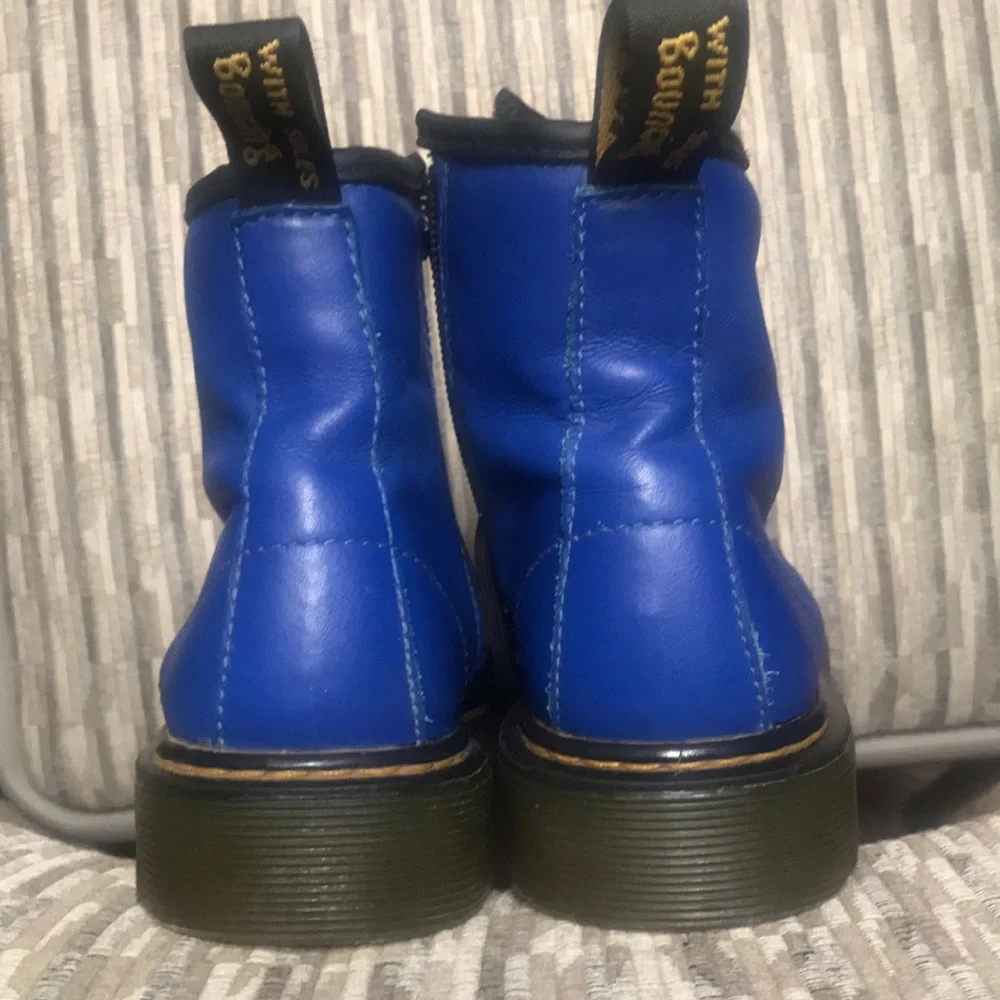 Dr martens 2/US child size used conditions